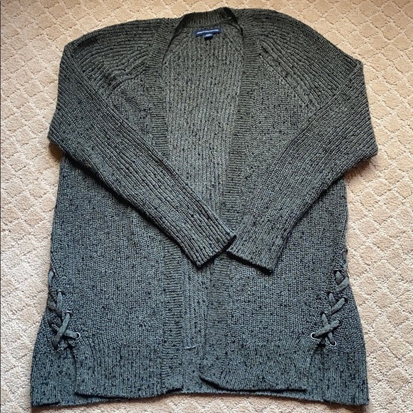 olive green American Eagle knit cardigan! - Picture 1 of 4